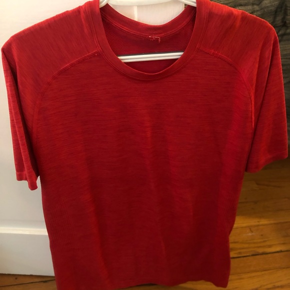 lululemon athletica Other - Metal Vent Tech T-shirt